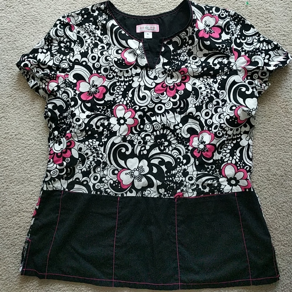 Koi Scrub Top XL